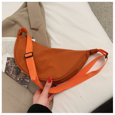 Νάιλον τσάντα crossbody crossbody τσάντα crossbody γυναικεία 2024 NEW DUMPLING ελαφρύ βάρος κάτω από τα χέρια τσάντα όλο το ώμο καμβά τσάντα