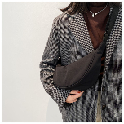 Νάιλον τσάντα crossbody crossbody τσάντα crossbody γυναικεία 2024 NEW DUMPLING ελαφρύ βάρος κάτω από τα χέρια τσάντα όλο το ώμο καμβά τσάντα