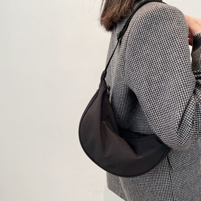 Νάιλον τσάντα crossbody crossbody τσάντα crossbody γυναικεία 2024 NEW DUMPLING ελαφρύ βάρος κάτω από τα χέρια τσάντα όλο το ώμο καμβά τσάντα