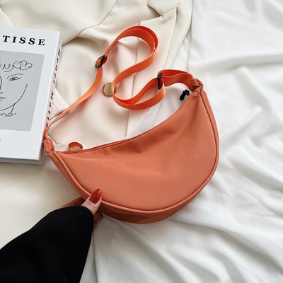 Νάιλον τσάντα crossbody crossbody τσάντα crossbody γυναικεία 2024 NEW DUMPLING ελαφρύ βάρος κάτω από τα χέρια τσάντα όλο το ώμο καμβά τσάντα